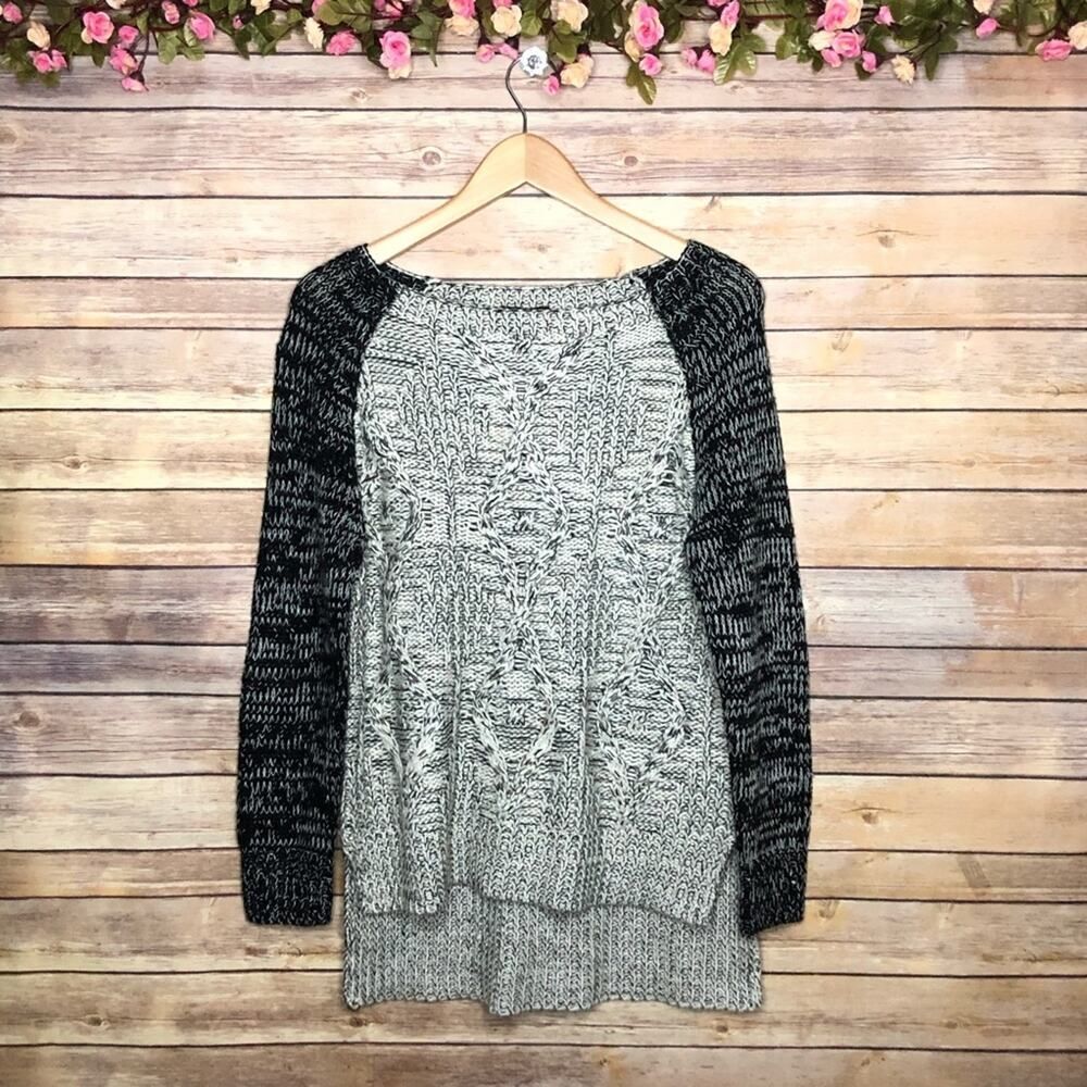 🌷5 for $25 Kerisma Colorblock Chunky Knit Sweater